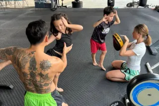 กระสอบทรายและโซนฝึกซ้อมหมัด ยาวชัย